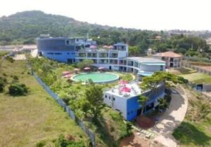 22+ Rooms Lake Front Hotel For Sale On 3 Acres In Kigo-Munyonyo Highway At $4.5m