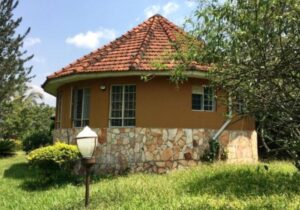 Resort On 3.5 Acres Of Freehold Land On Nile River Bank At 400,000 USD